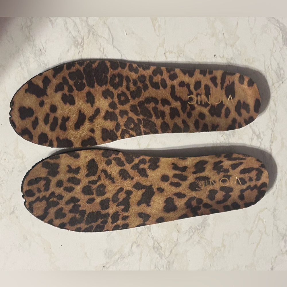 Vionic Dakota Slip On Shoes Size 6 - Picture 8 of 10